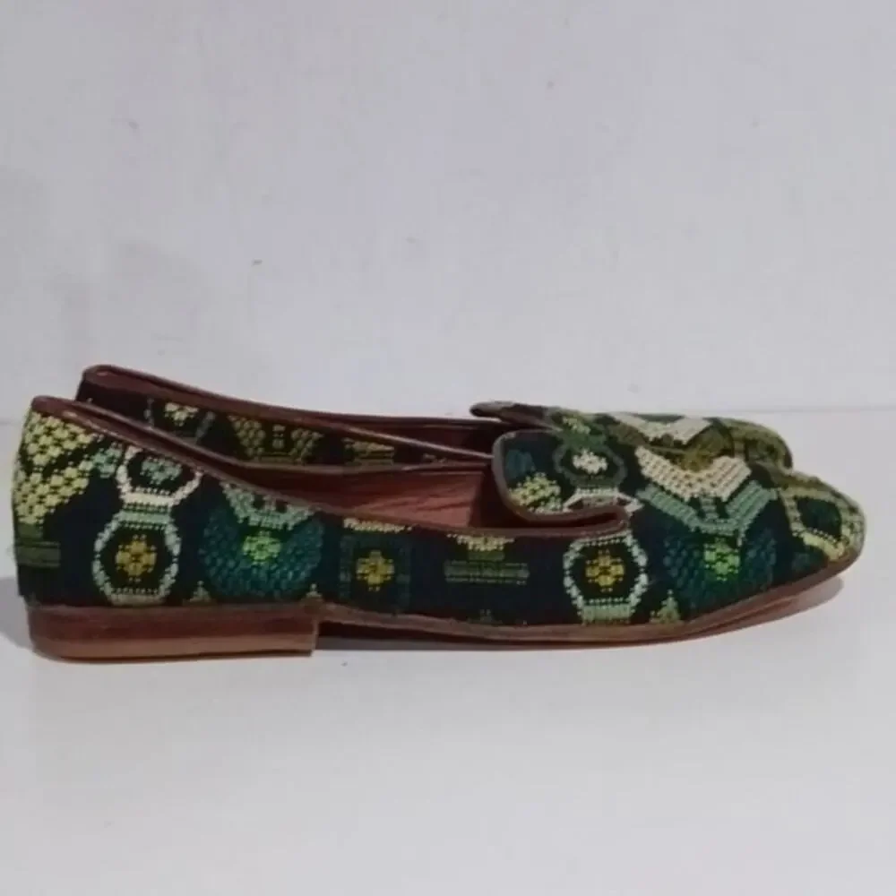 Teysha handmade knit weave embroidered loafer sz 7